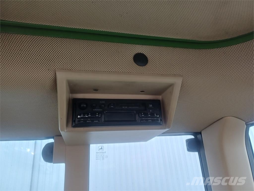John Deere 6610 Traktorit