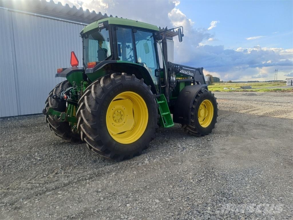 John Deere 6610 Traktorit