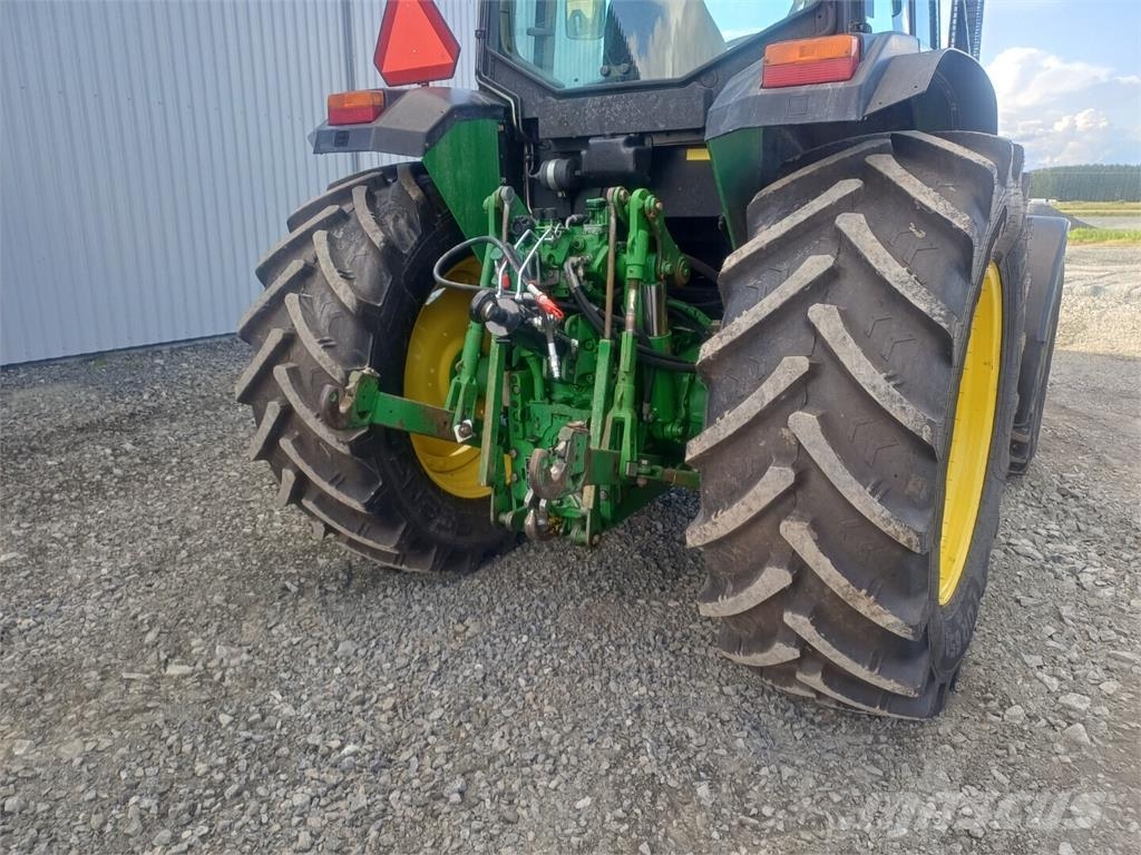 John Deere 6610 Traktorit
