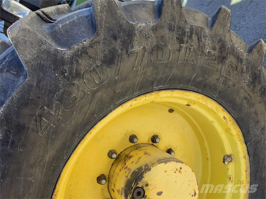 John Deere 6830, Quicke Q65, Kauha, Piikit Tracteur