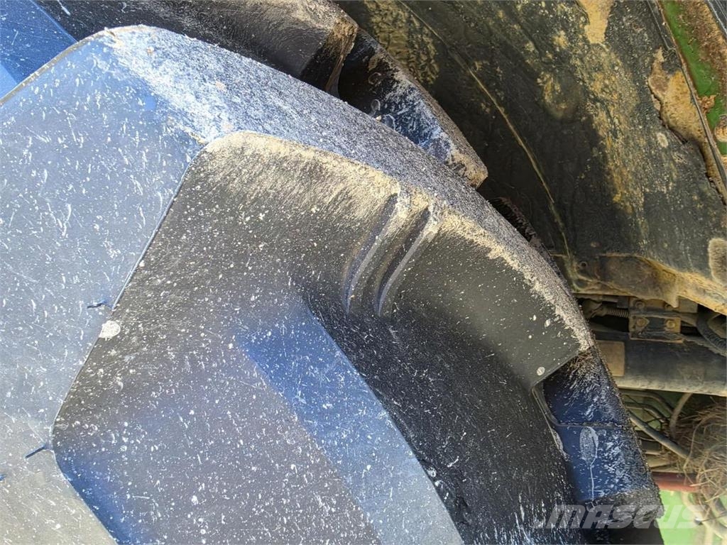 John Deere 6830, Quicke Q65, Kauha, Piikit Tracteur