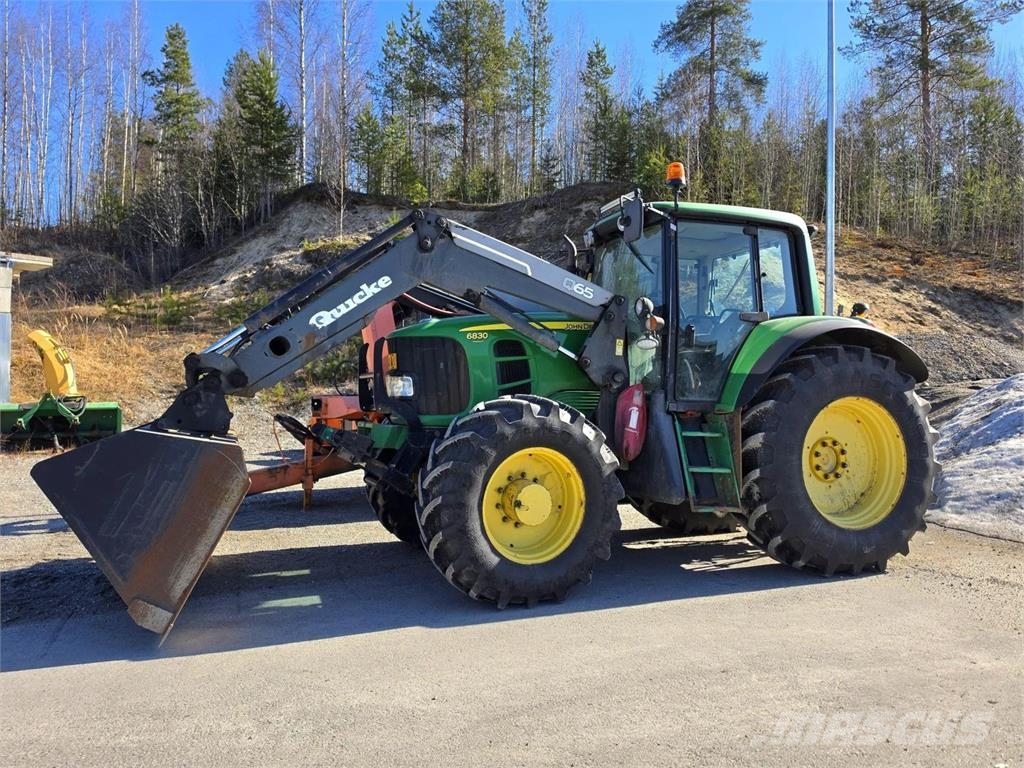 John Deere 6830, Quicke Q65, Kauha, Piikit Tracteur