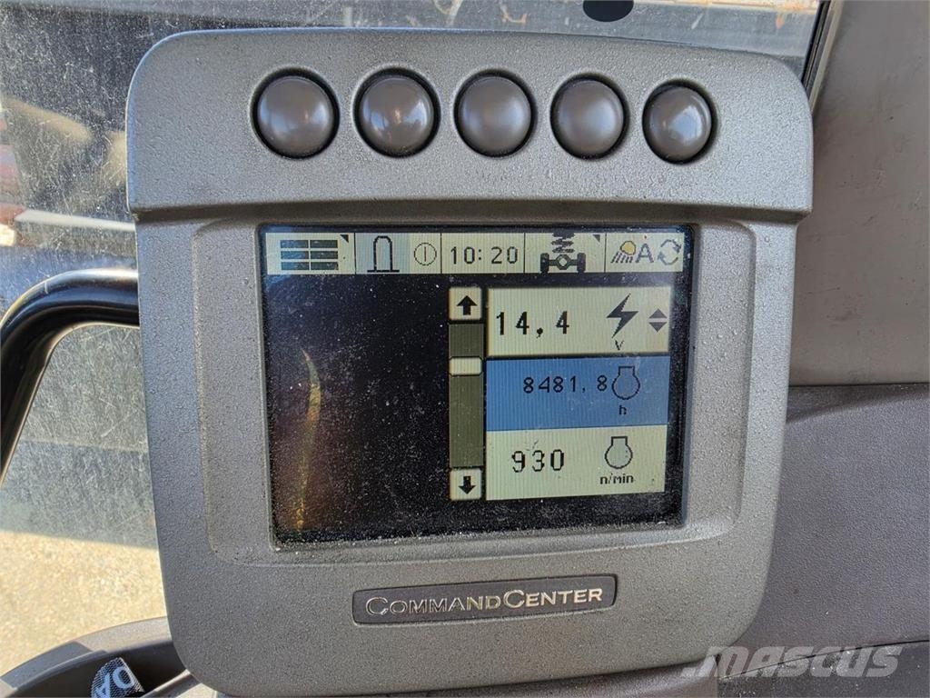 John Deere 6830, Quicke Q65, Kauha, Piikit Tracteur