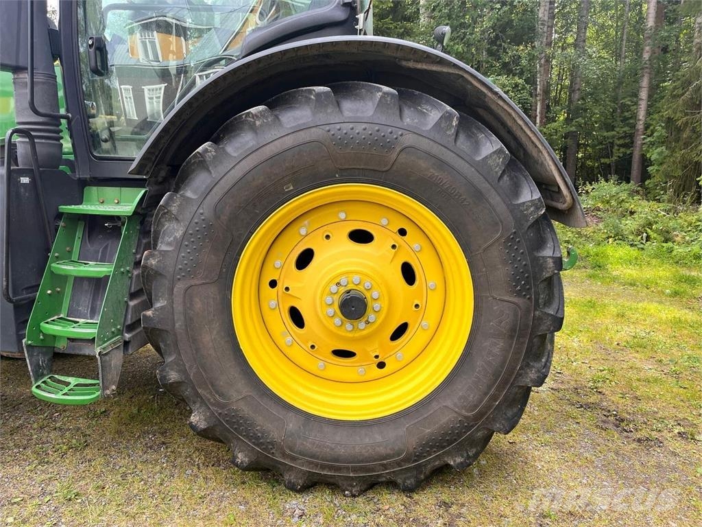 John Deere 7290R Traktorit