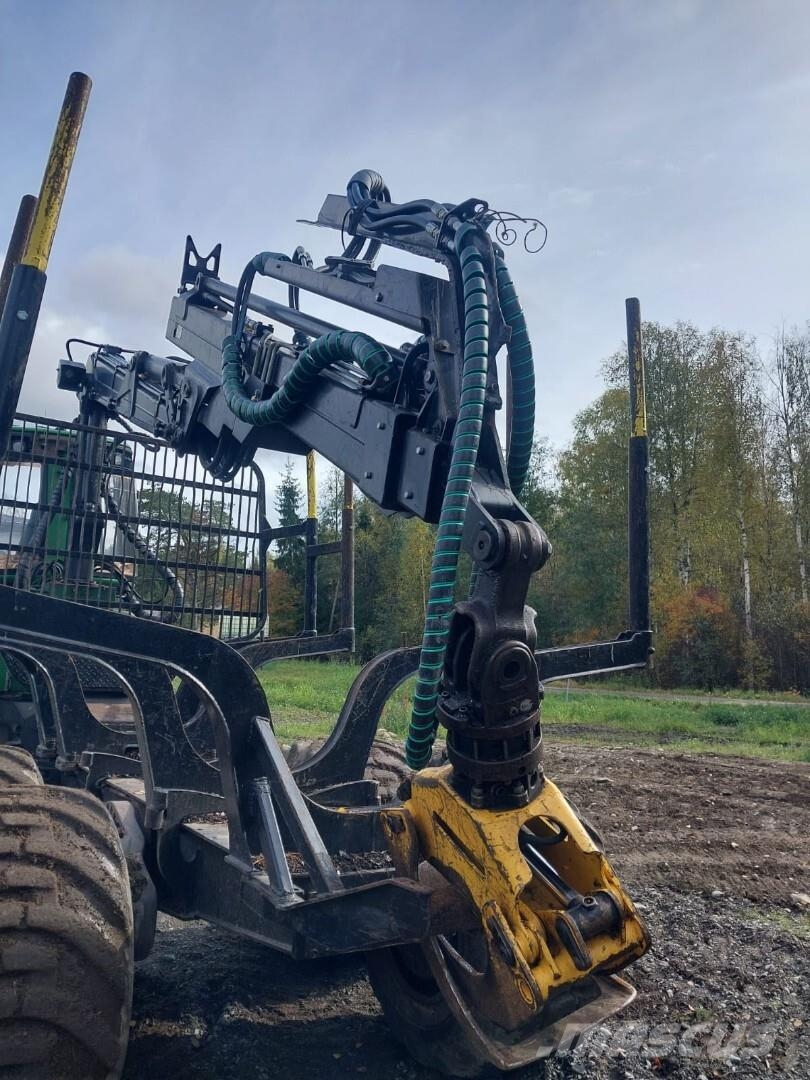 John Deere 810 E Forvarderi