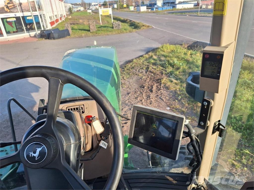 John Deere 8400T Trattori