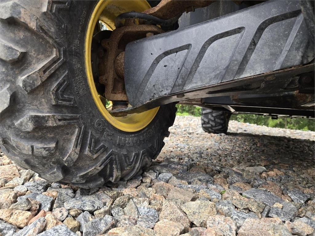 John Deere Gator XUV 550 Traktorimönkijä الجرارات