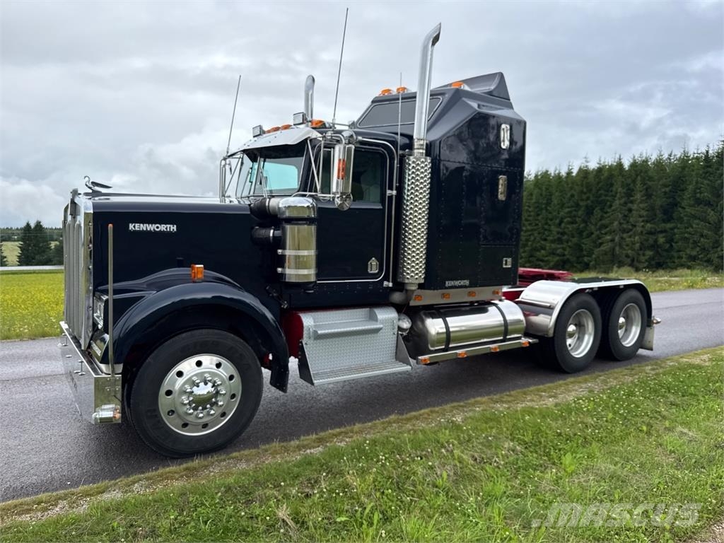 Kenworth W900B Trekkvogner