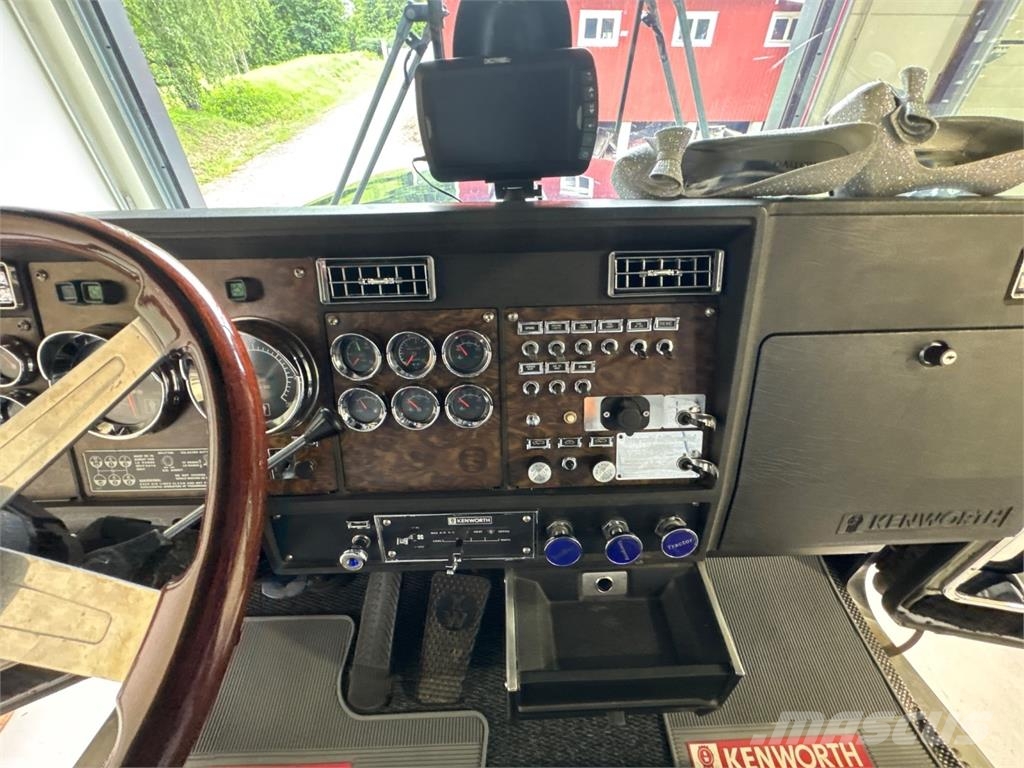 Kenworth W900B Trekkvogner