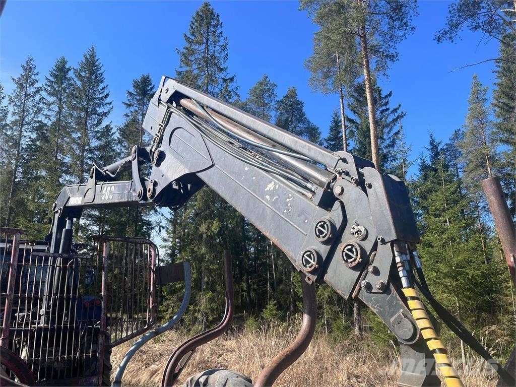 Kesla Forester 400 + Metsäkärry Otros