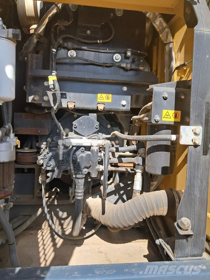 Kobelco 130 lc 11 Bageri gusjeničari