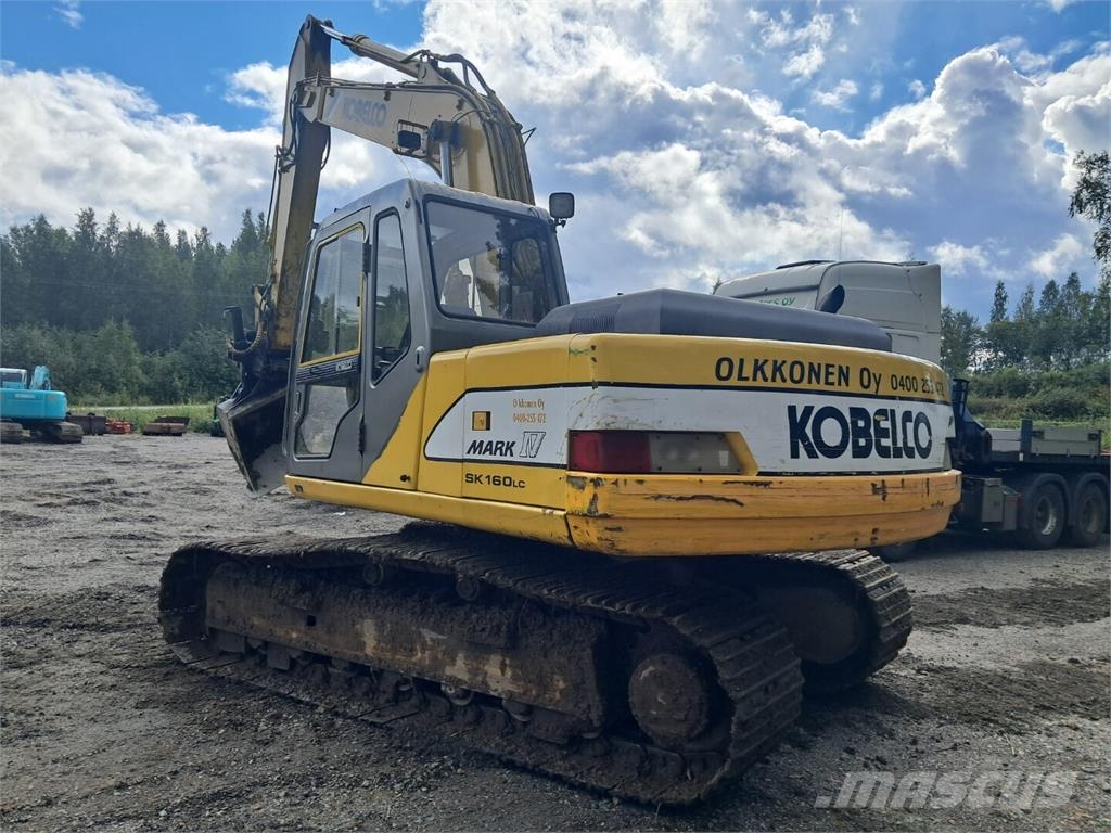 Kobelco Myyty ostetaan koneita yms حفارات زحافة