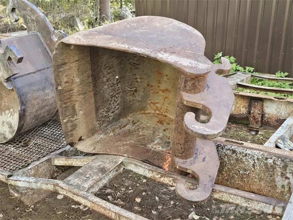 Kobelco SK 55 SRX-6, 3 kauhaa Miniexcavadoras