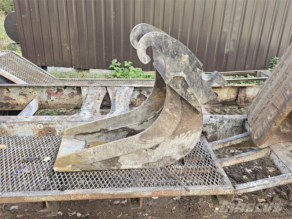 Kobelco SK 55 SRX-6, 3 kauhaa Miniexcavadoras