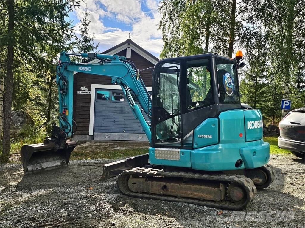 Kobelco SK 55 SRX-6, 3 kauhaa Miniexcavadoras
