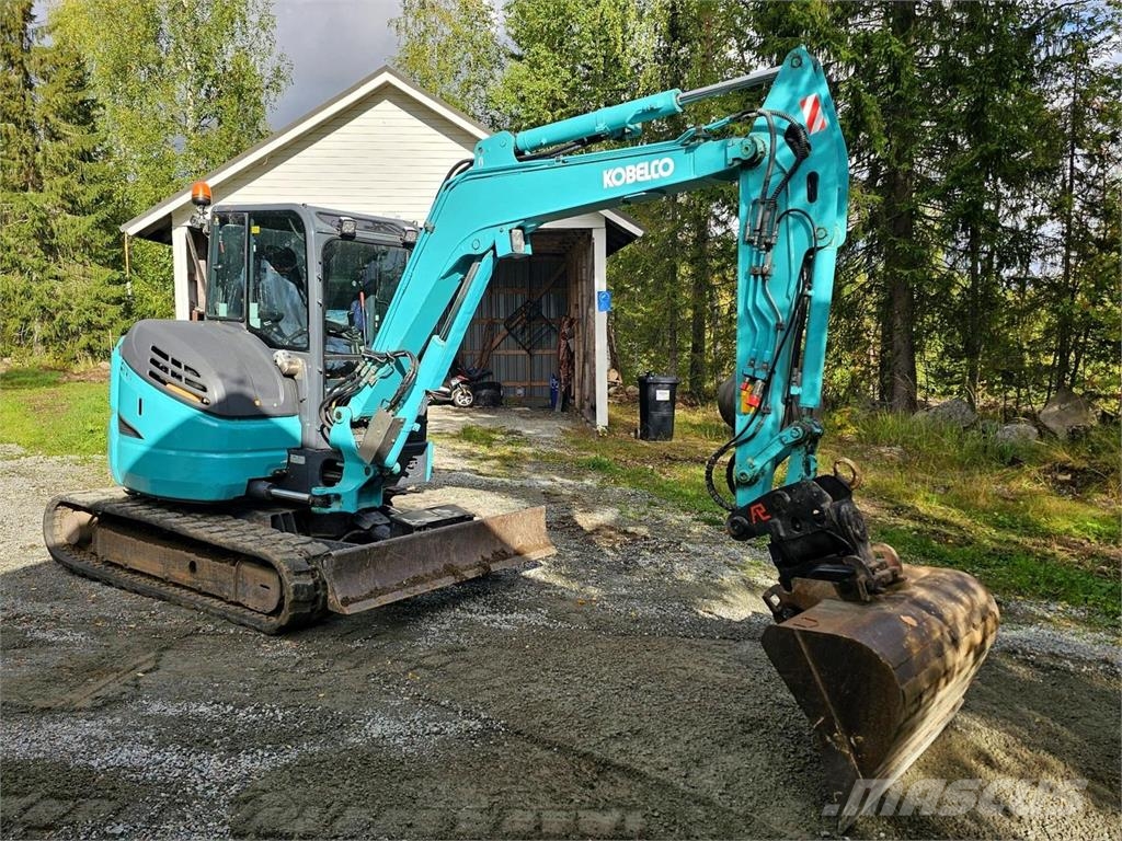Kobelco SK 55 SRX-6, 3 kauhaa Miniexcavadoras