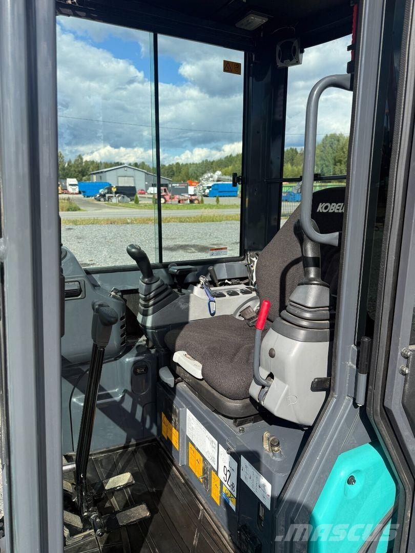 Kobelco SK17SR-3E حفارات صغيرة أقل من 7 طن (حفارات صغيرة)