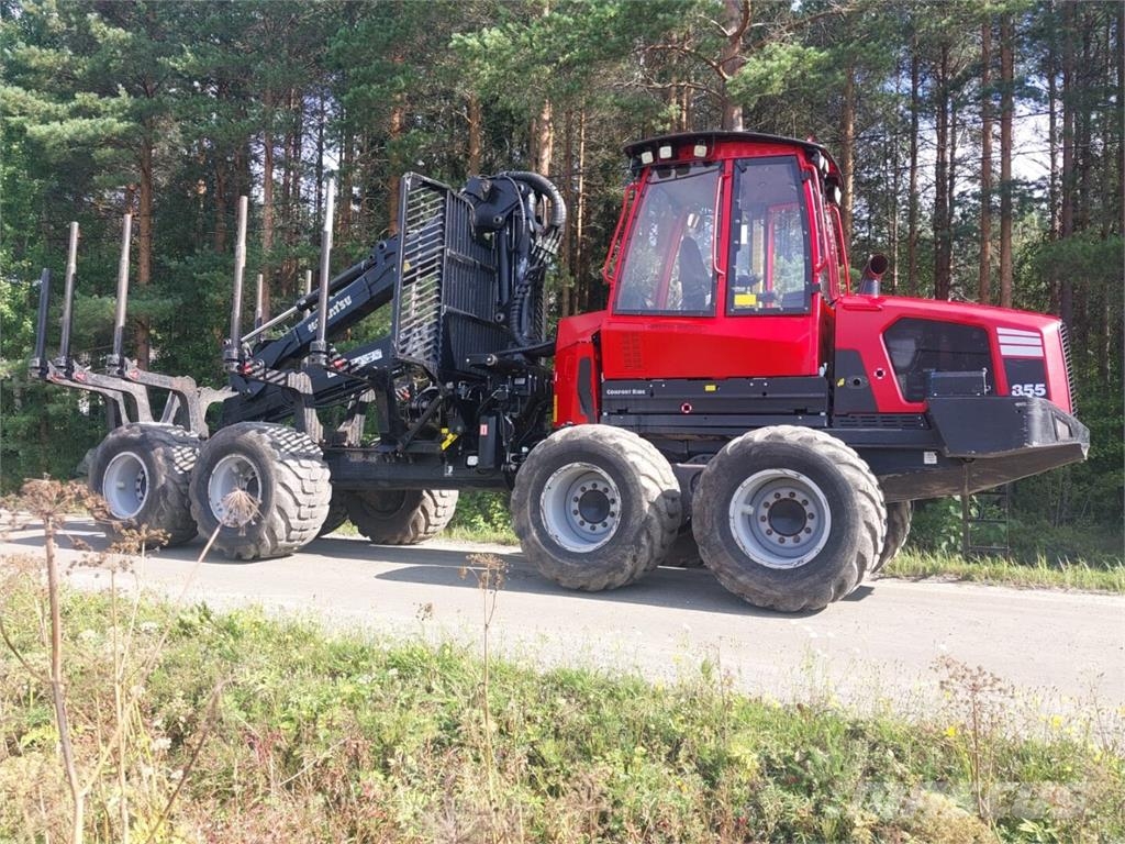 Komatsu 855 Μεταφορείς ξυλείας