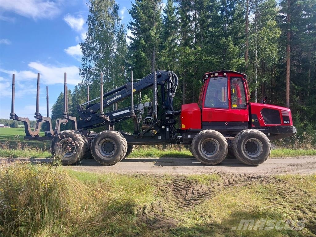 Komatsu 875 Μεταφορείς ξυλείας