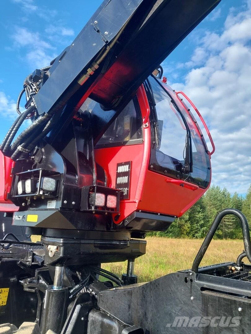 Komatsu 901 XC Combine forestiere
