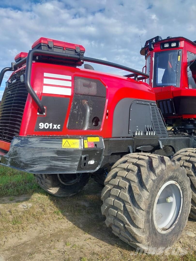 Komatsu 901 XC Combine forestiere