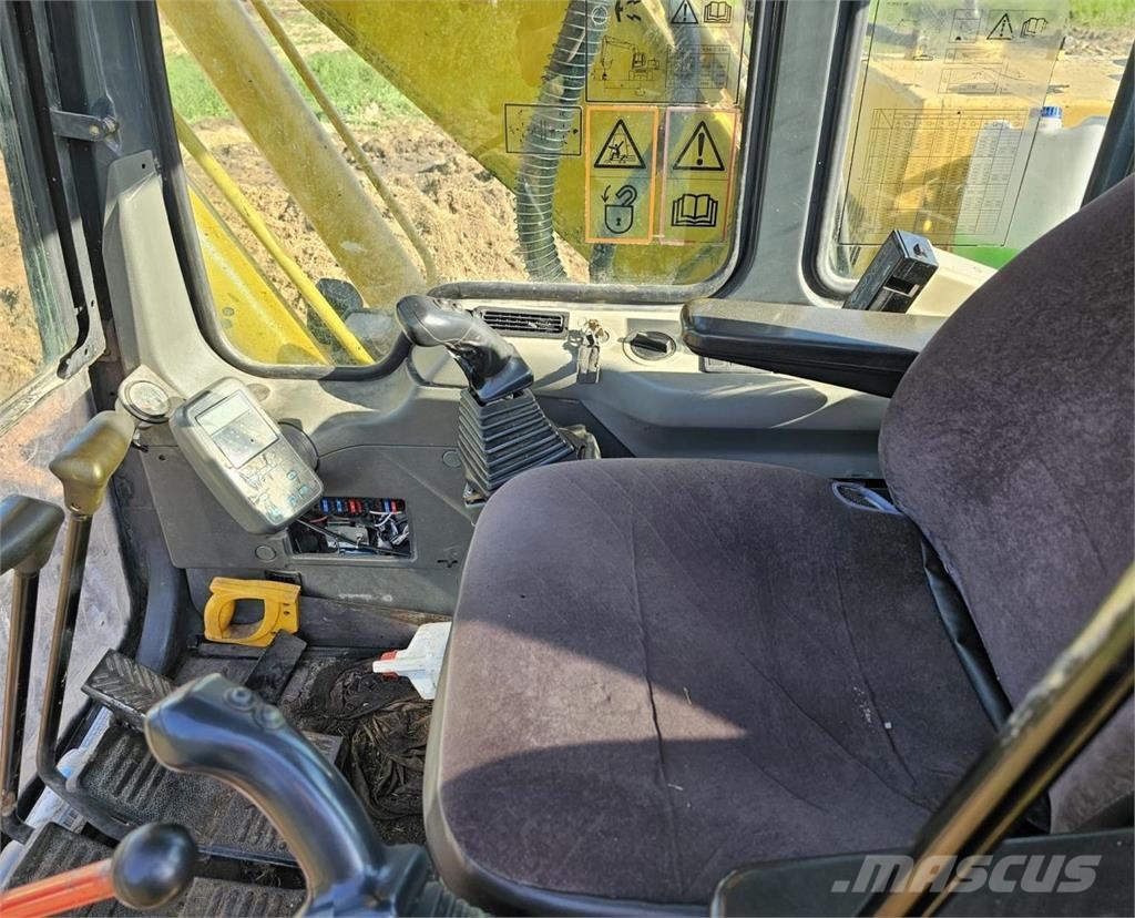 Komatsu PC180LC-6K, Kauha حفارات زحافة
