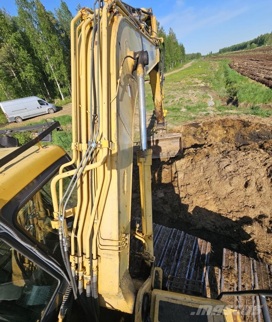 Komatsu PC180LC-6K, Kauha حفارات زحافة