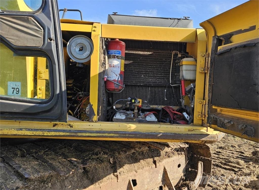 Komatsu PC180LC-6K, Kauha حفارات زحافة