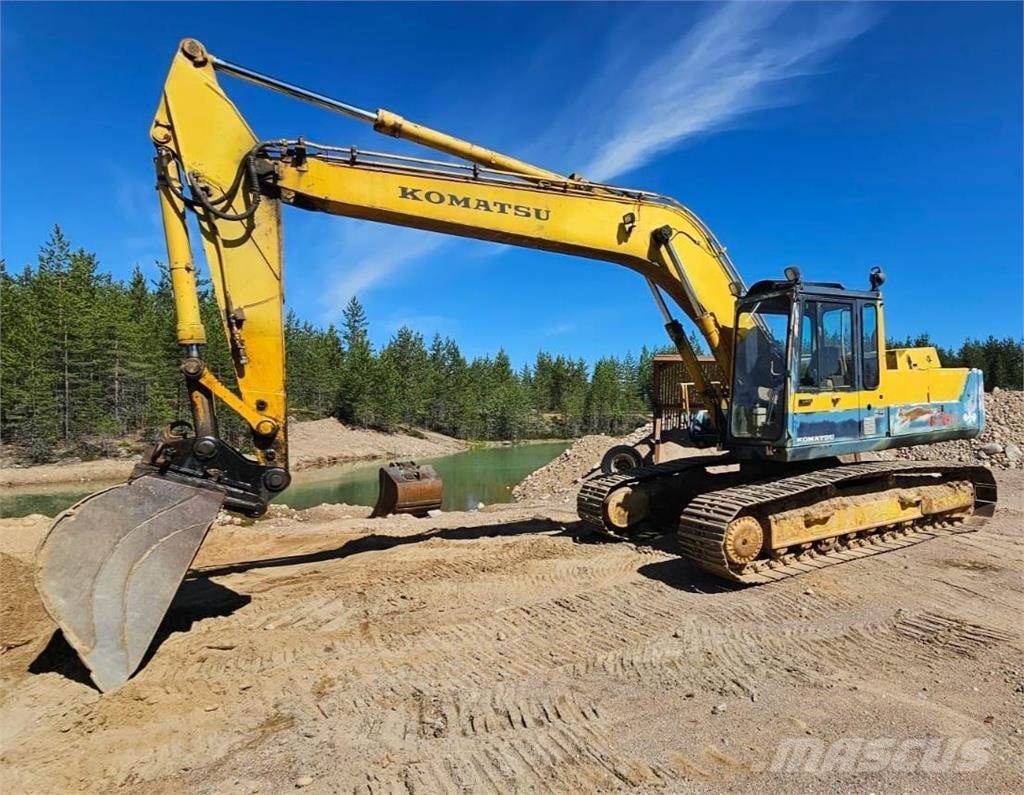 Komatsu PC210LC-3 حفارات زحافة