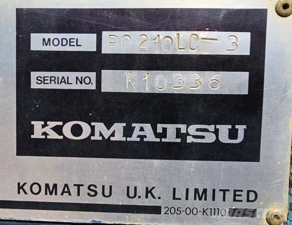 Komatsu PC210LC-3 حفارات زحافة