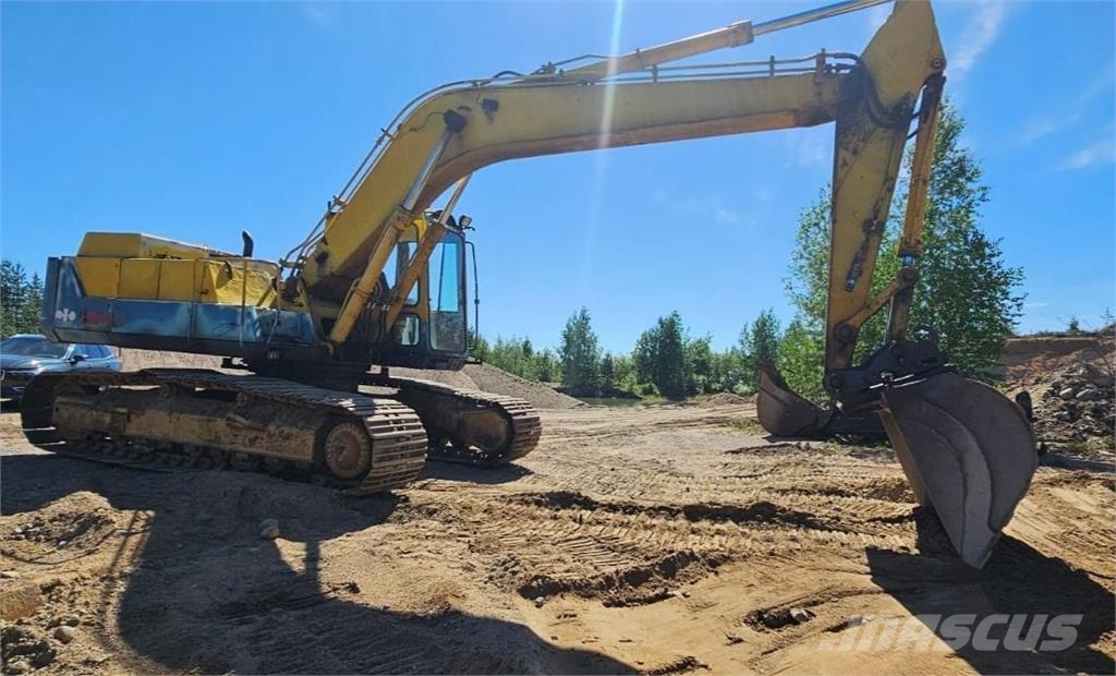 Komatsu PC210LC-3 حفارات زحافة