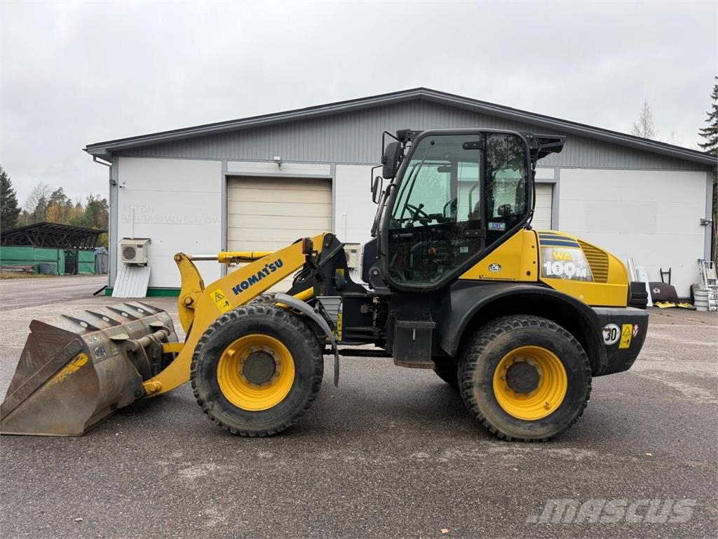 Komatsu WA 100M-6 Radlader