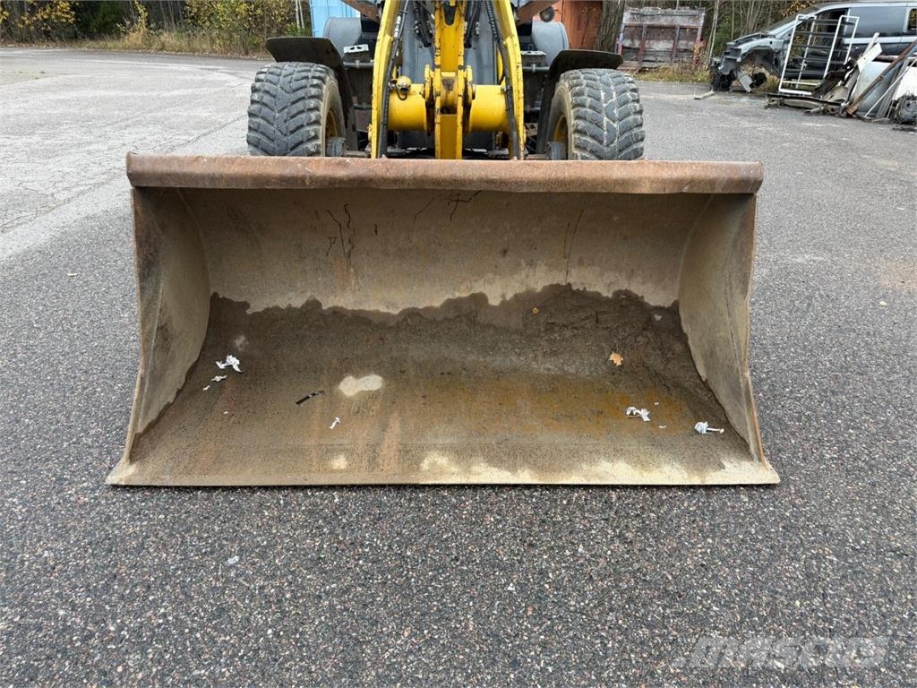 Komatsu WA 100M-6 Radlader