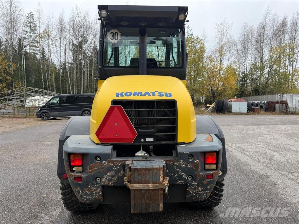 Komatsu WA 100M-6 Radlader