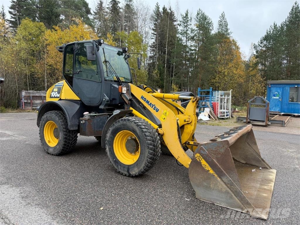 Komatsu WA 100M-6 Radlader
