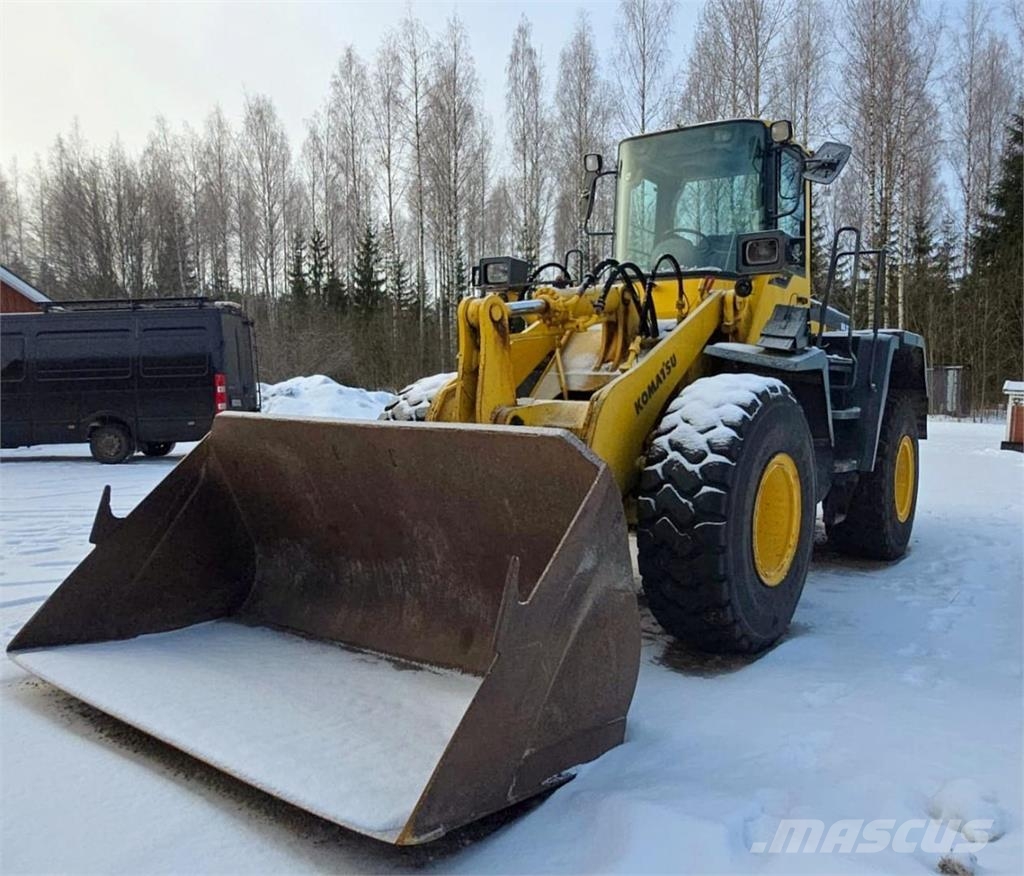 Komatsu WA320, kauha, rasvari Wheel loaders