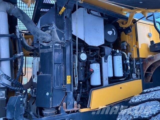 Komatsu WA470-7 Wheel loaders