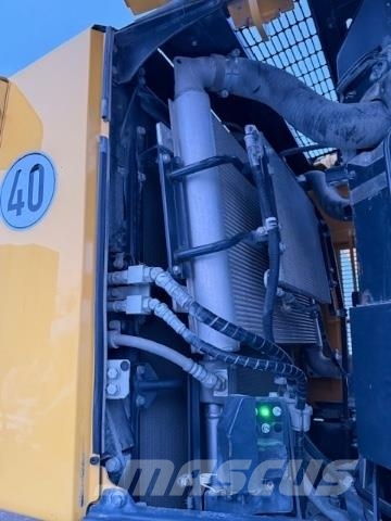 Komatsu WA470-7 Wheel loaders
