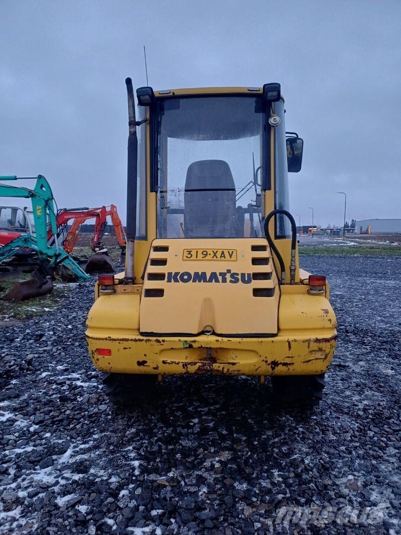 Komatsu WB70A Pyöräkuormaaja Kolesni nakladalci