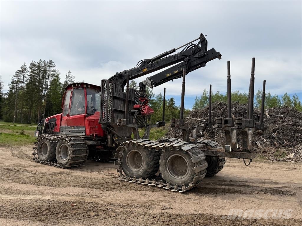 Komatsu XF855-2 Forvarderi