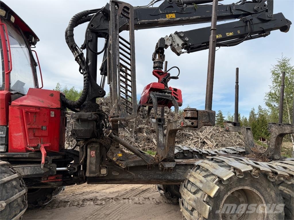 Komatsu XF855-2 Forvarderi