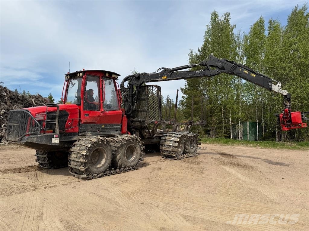 Komatsu XF855-2 Forvarderi