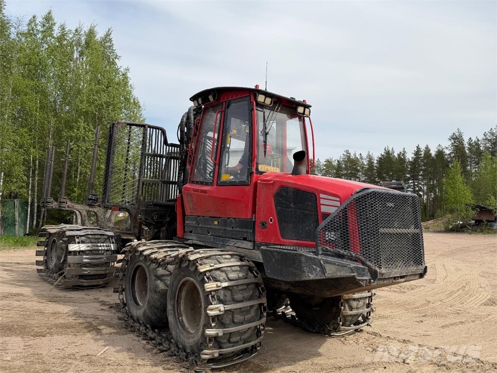 Komatsu XF855-2 Forvarderi