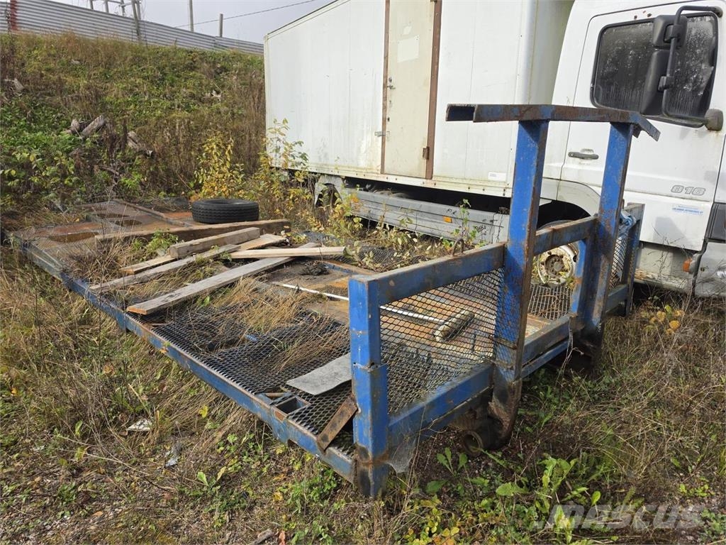 Konelava 7,8m Pritschen