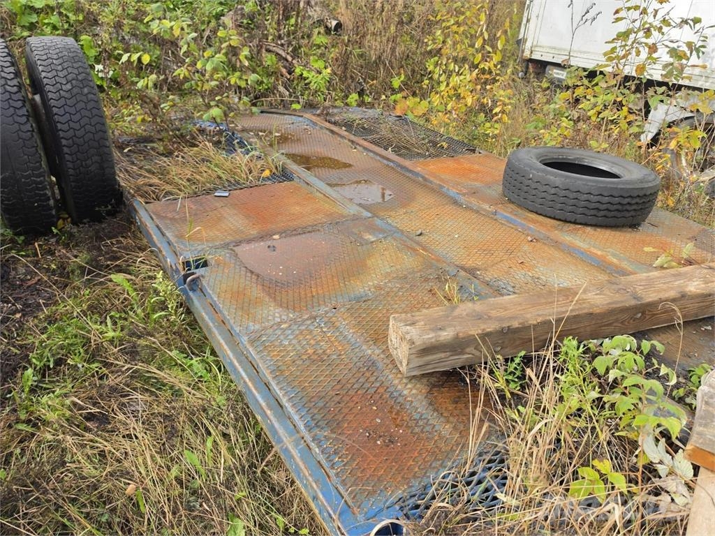 Konelava 7,8m Pritschen