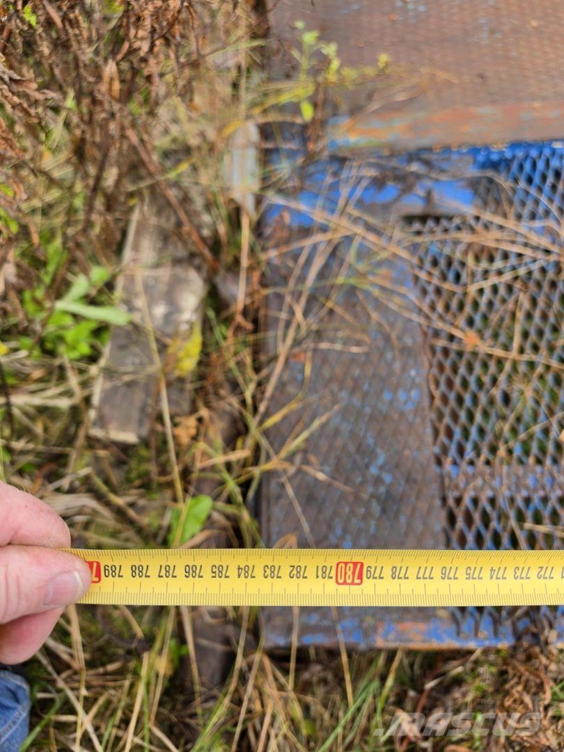 Konelava 7,8m Pritschen