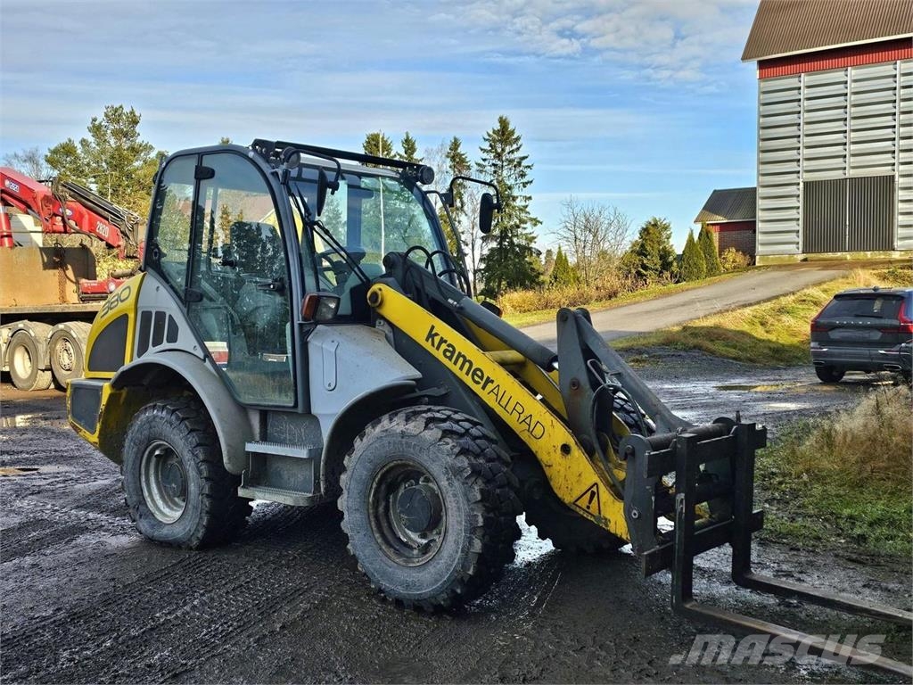 Kramer ALLRAD 380, Kauha, Trukkipiikit 輪胎式裝載機