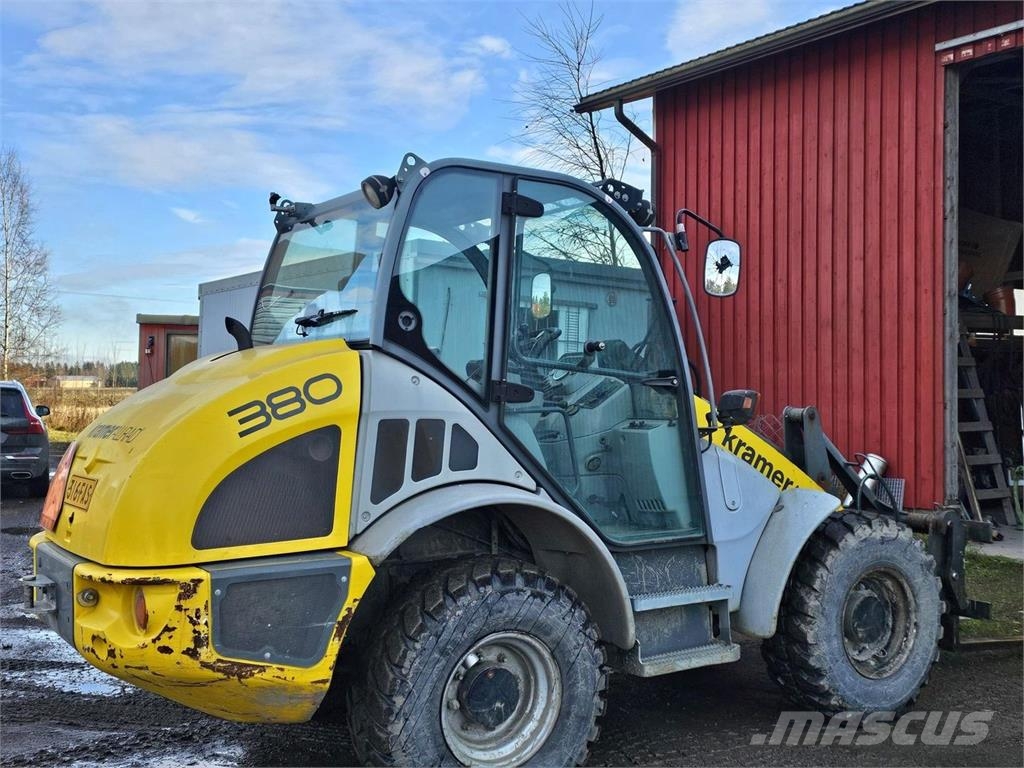 Kramer ALLRAD 380, Kauha, Trukkipiikit 輪胎式裝載機