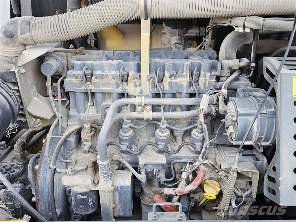 Kramer ALLRAD 380, Kauha, Trukkipiikit 輪胎式裝載機