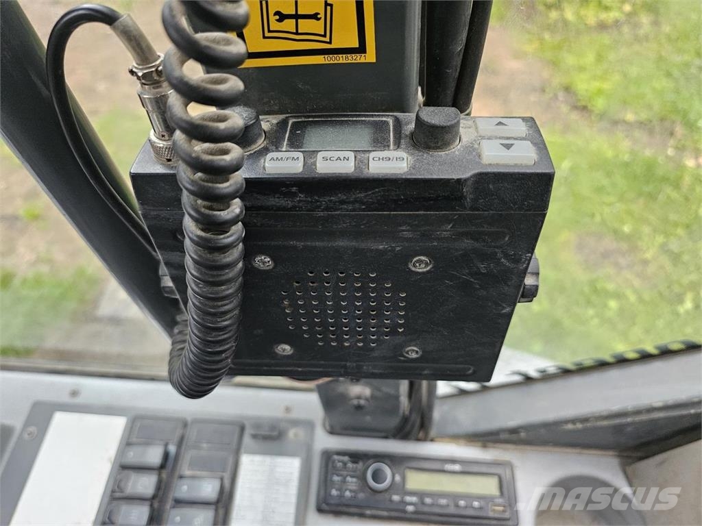 Kramer ALLRAD 750, tasauskauha, trukkipiikit Rataslaadurid